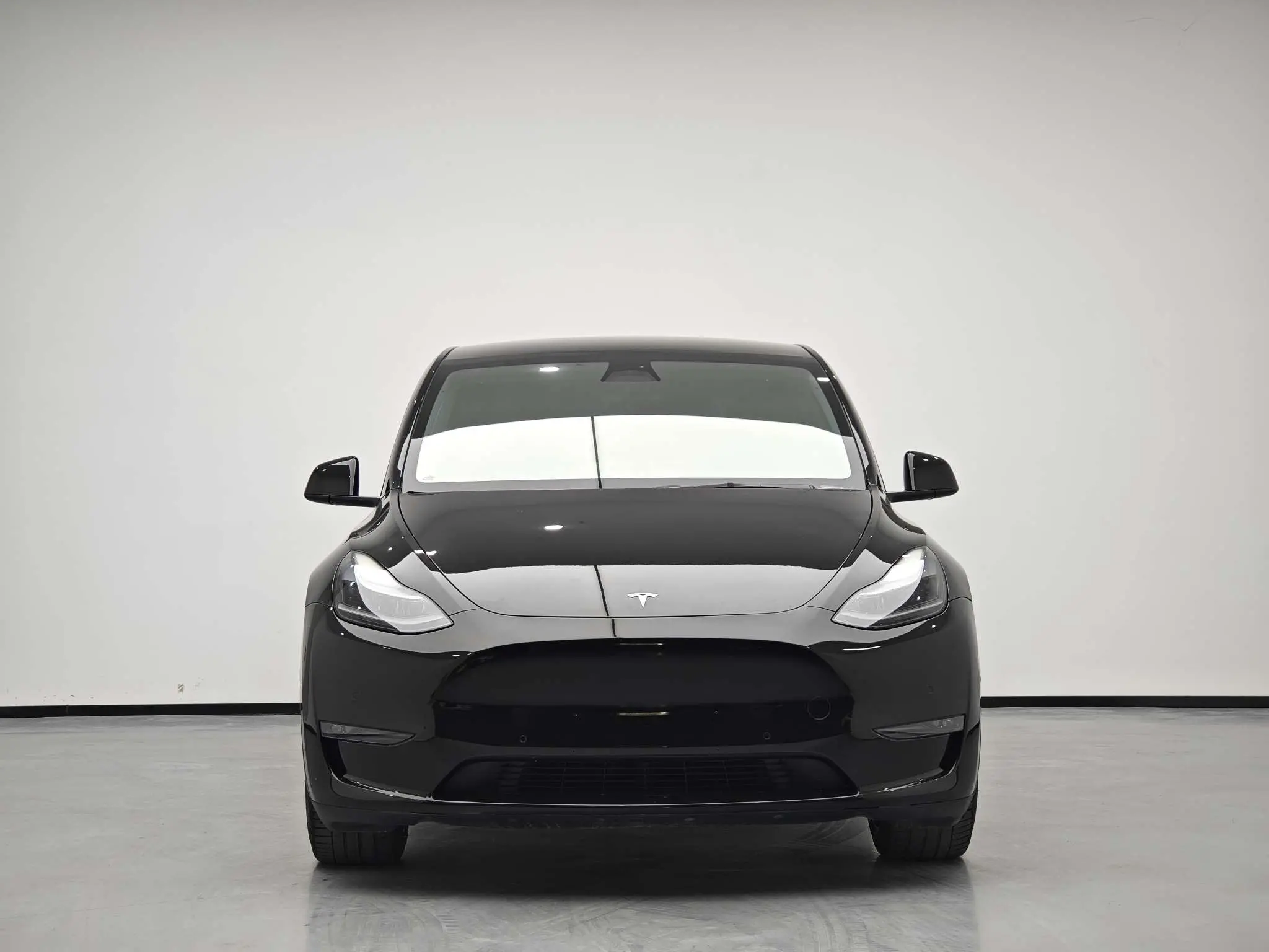 Tesla Model Y  из Китая