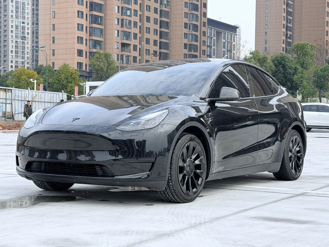 Tesla Model Y  из Китая
