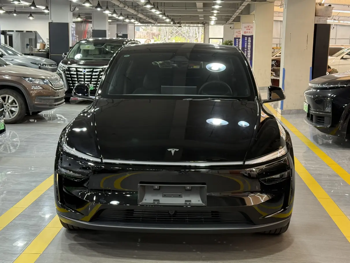 Tesla Model Y  из Китая