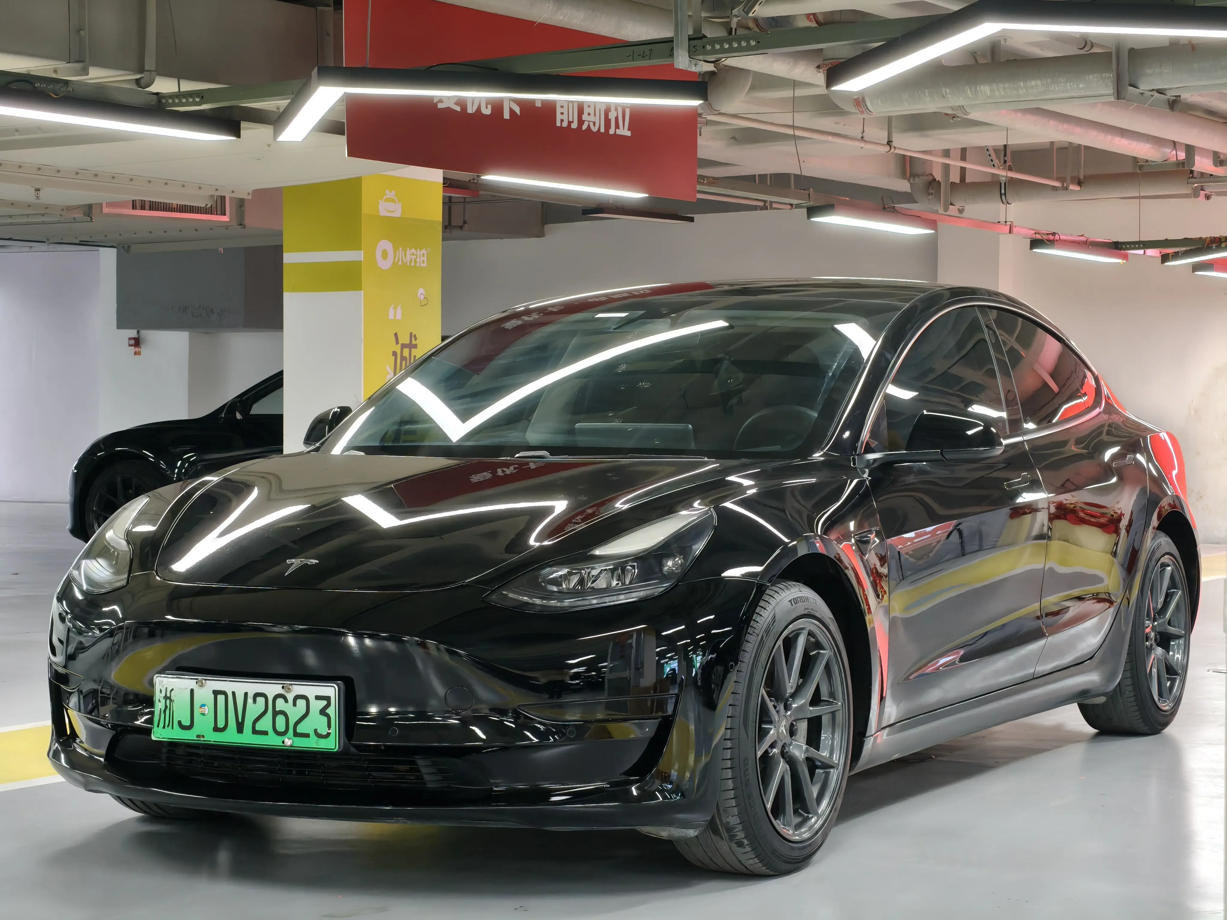 Tesla Model 3  из Китая