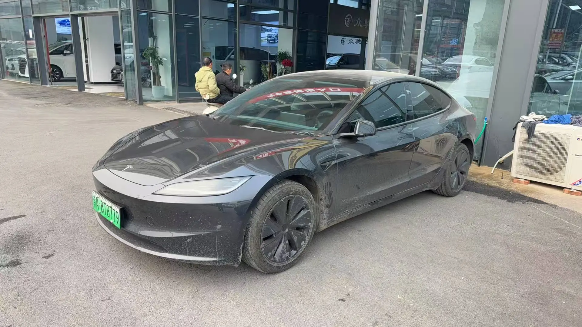 Tesla Model 3  из Китая
