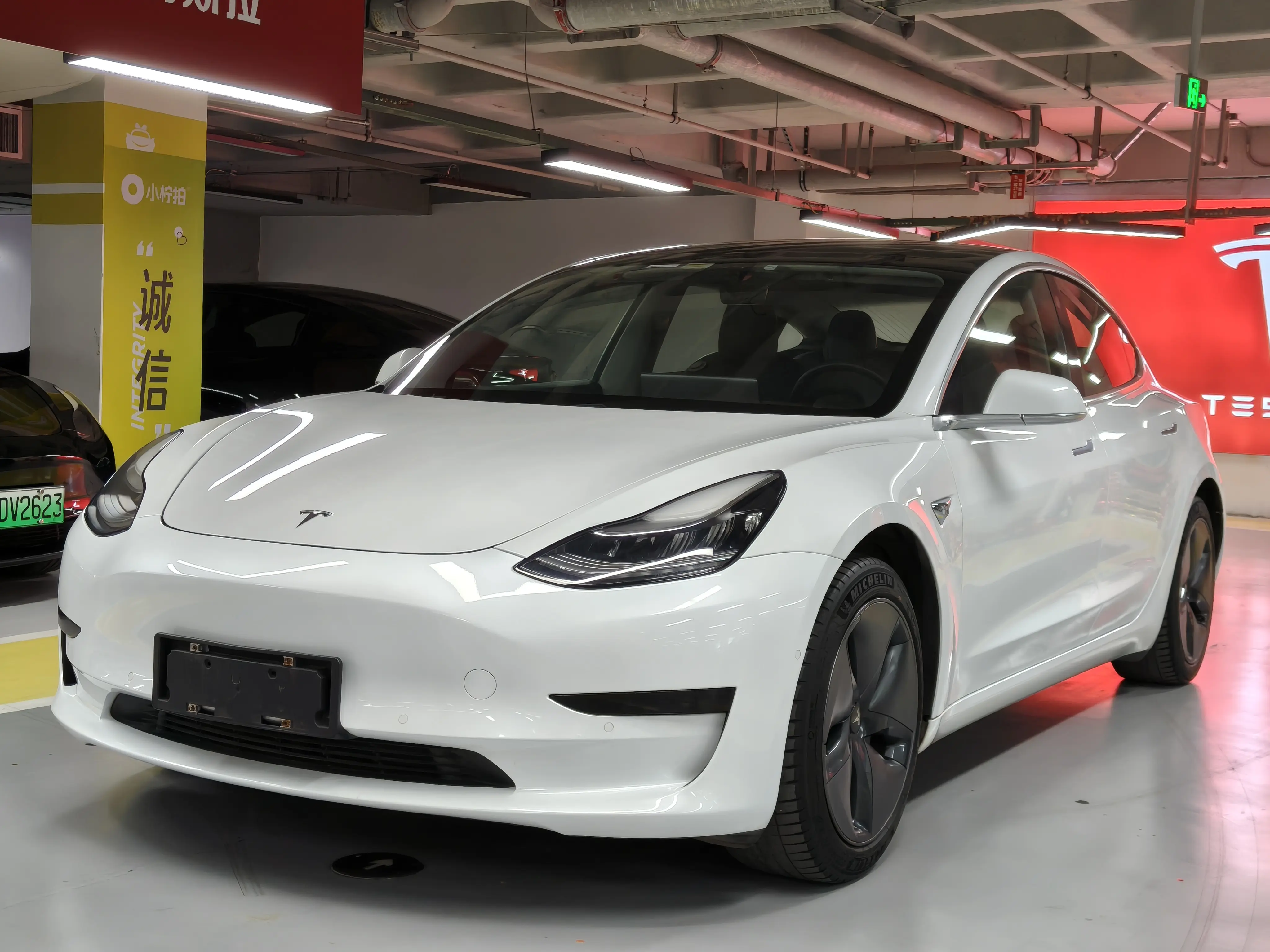 Tesla Model 3  из Китая