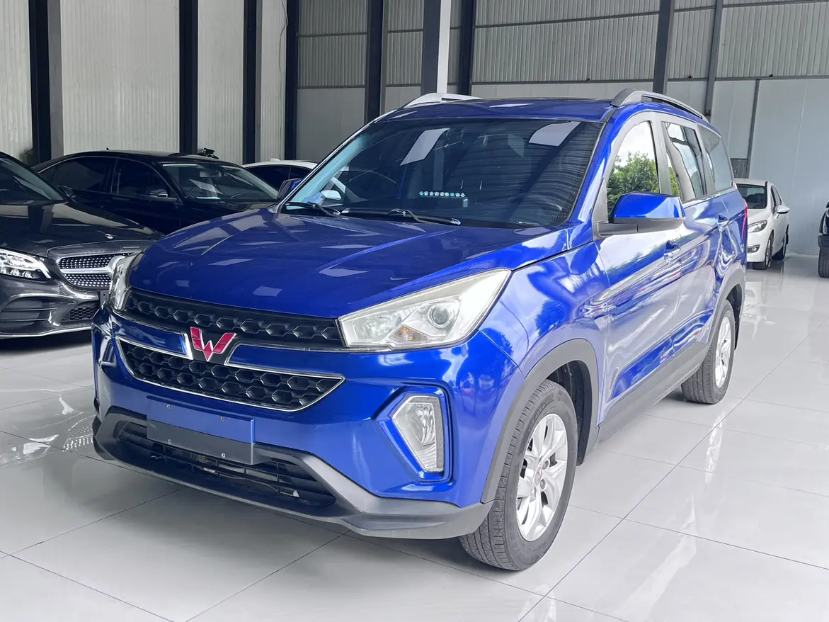 Wuling Hongguang S3  из Китая