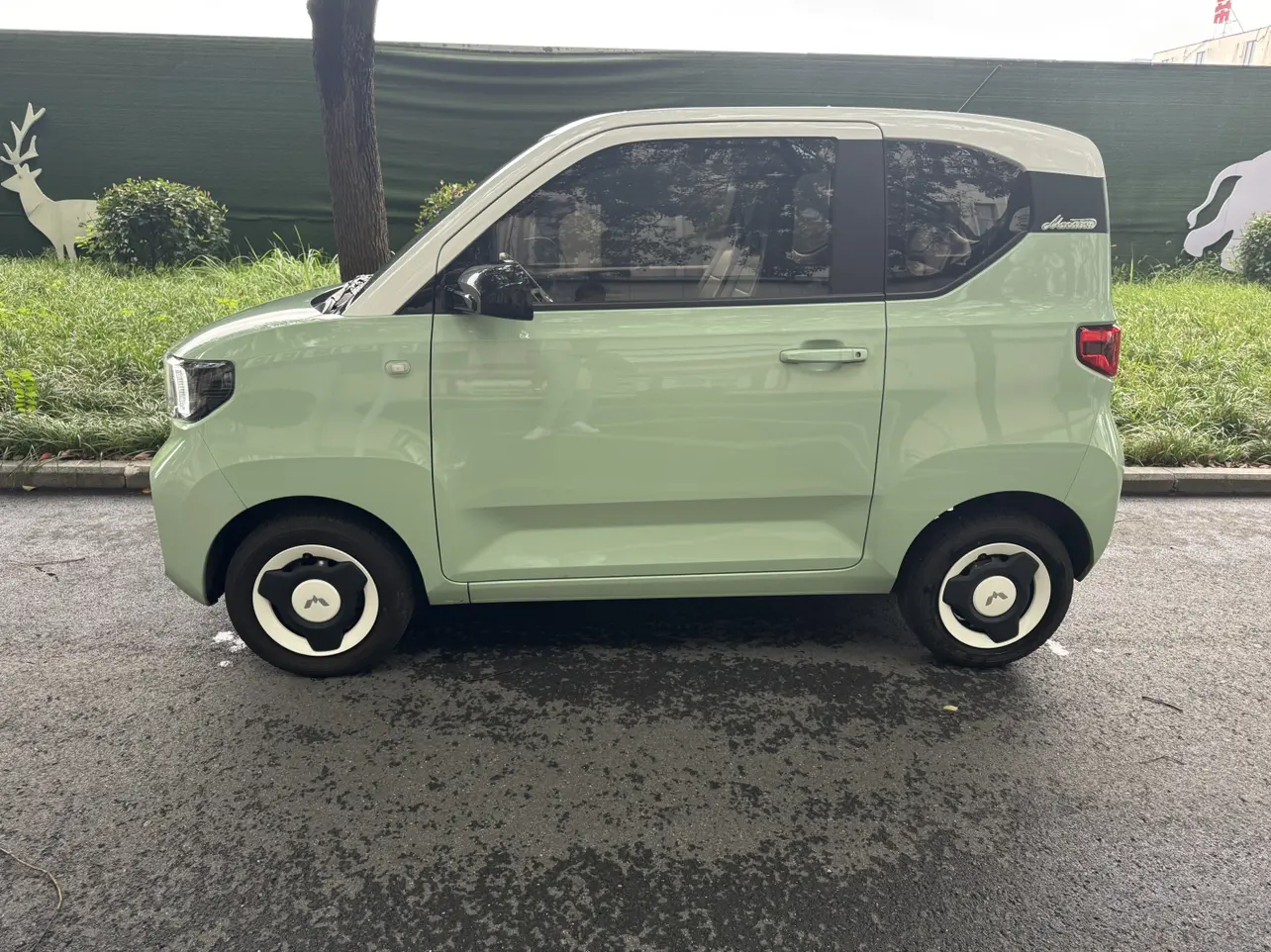 Wuling Hongguang MINIEV  из Китая