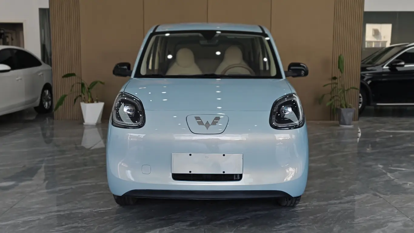 Wuling Hongguang MINIEV  из Китая