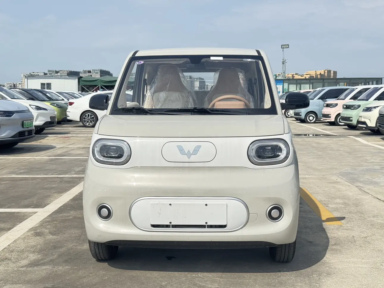 Wuling Hongguang MINIEV  из Китая