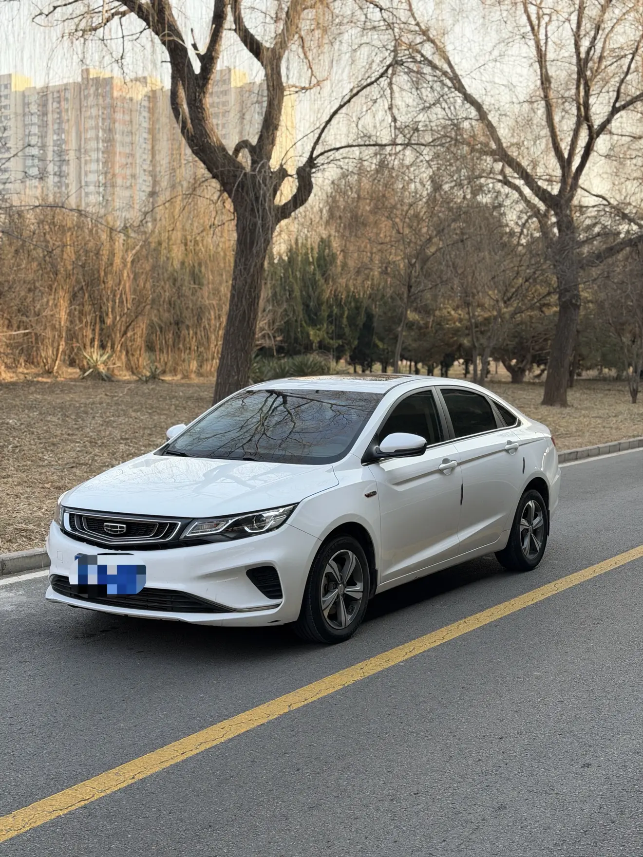 Geely Emgrand GL  из Китая