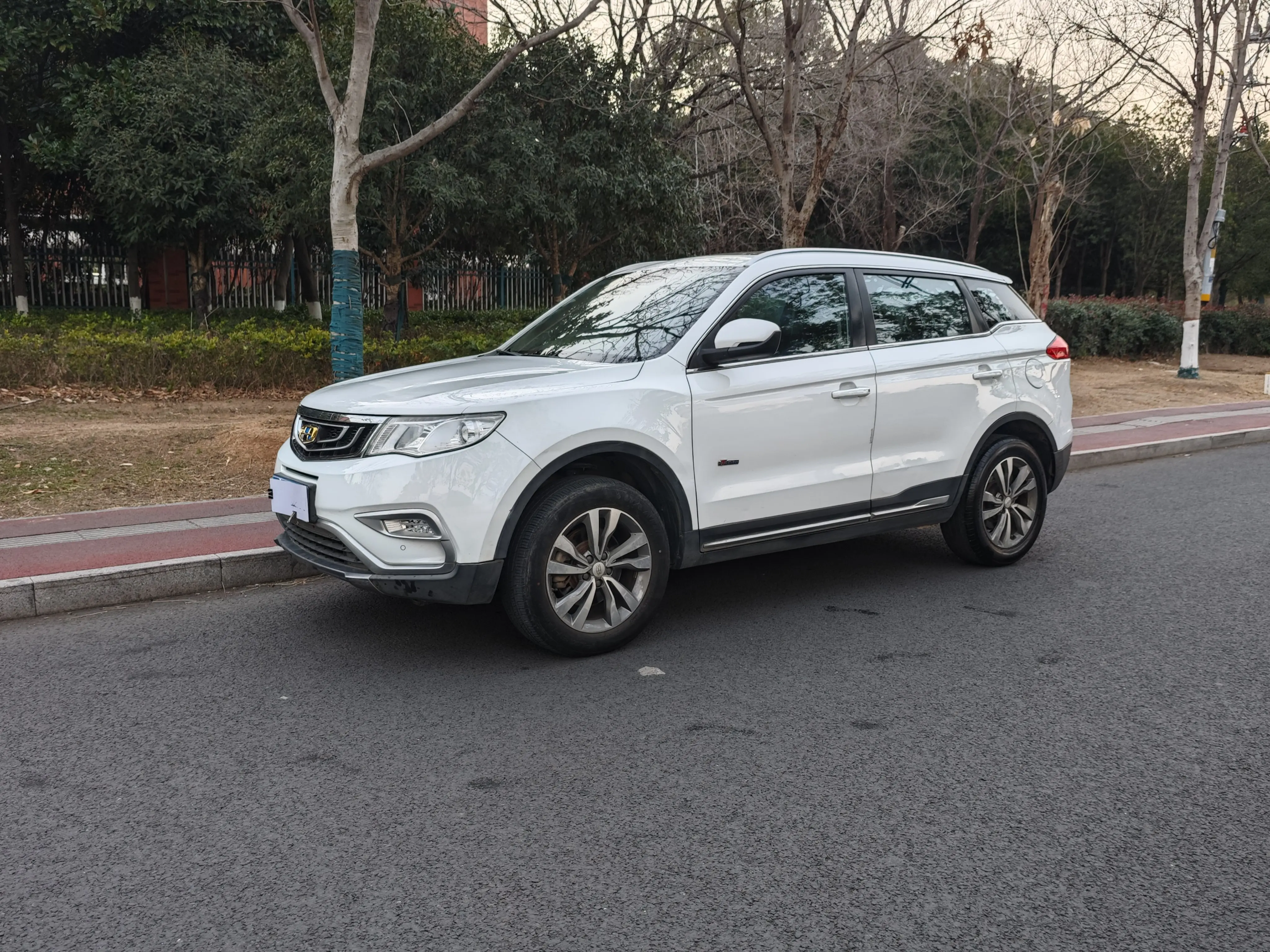 Geely Atlas (Boyue)  из Китая