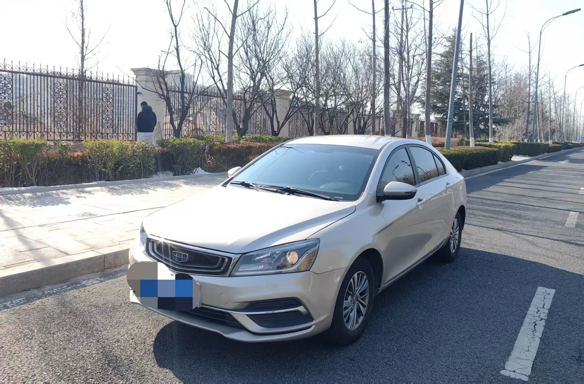 Geely Emgrand  из Китая