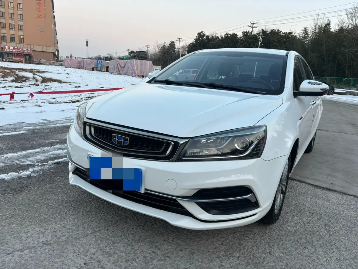 Geely Emgrand  из Китая
