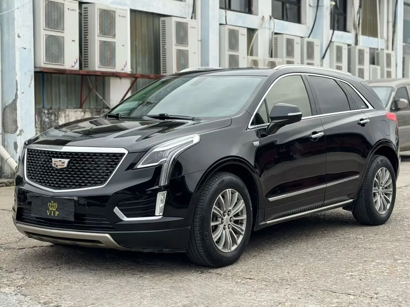 Cadillac XT5  из Китая