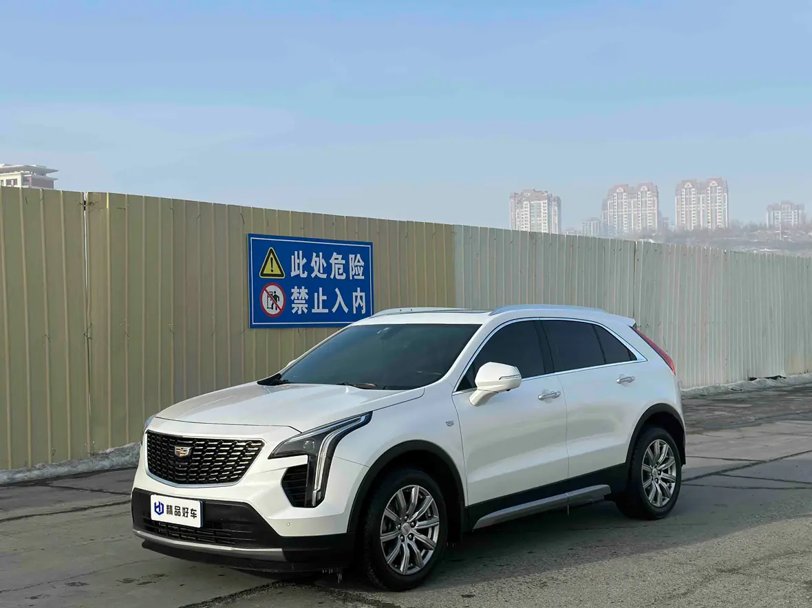 Cadillac XT4  из Китая