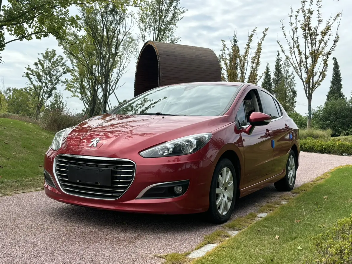 Peugeot 308  из Китая