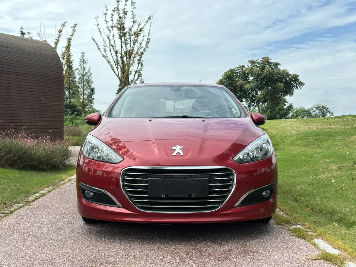 Peugeot 308  из Китая