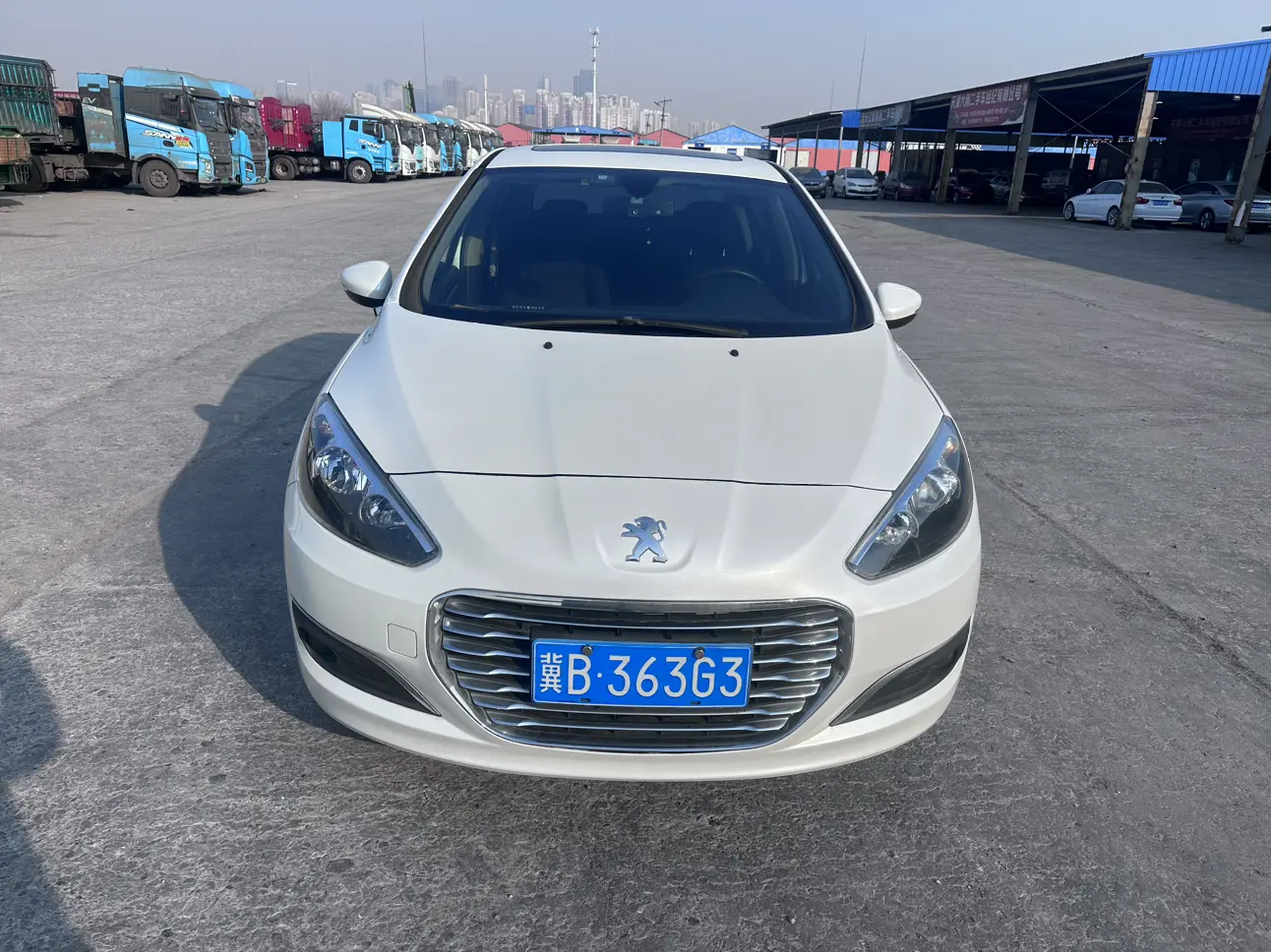 Peugeot 308  из Китая