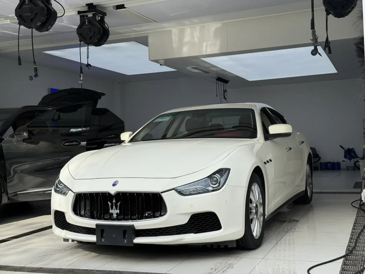 Maserati Ghibli  из Китая