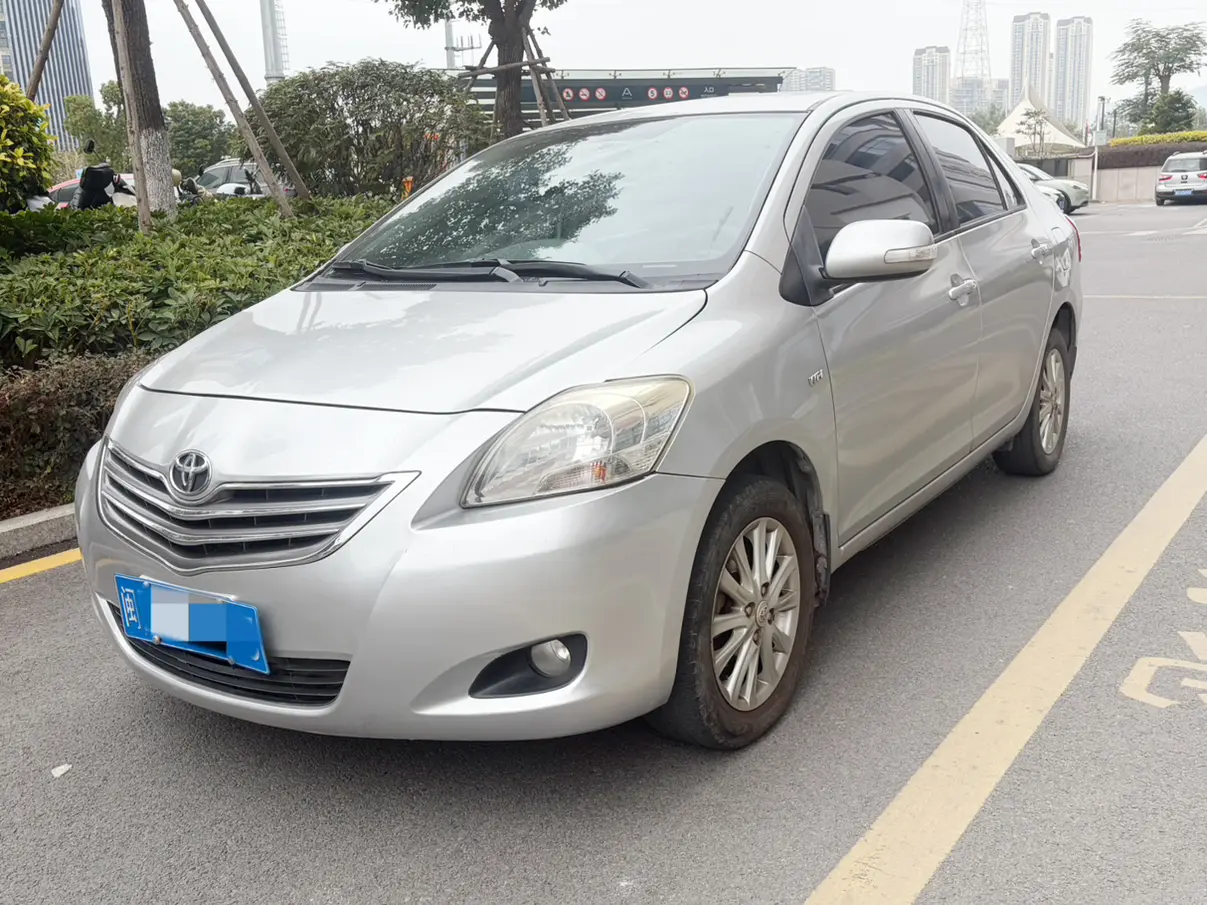 Toyota Vios  из Китая