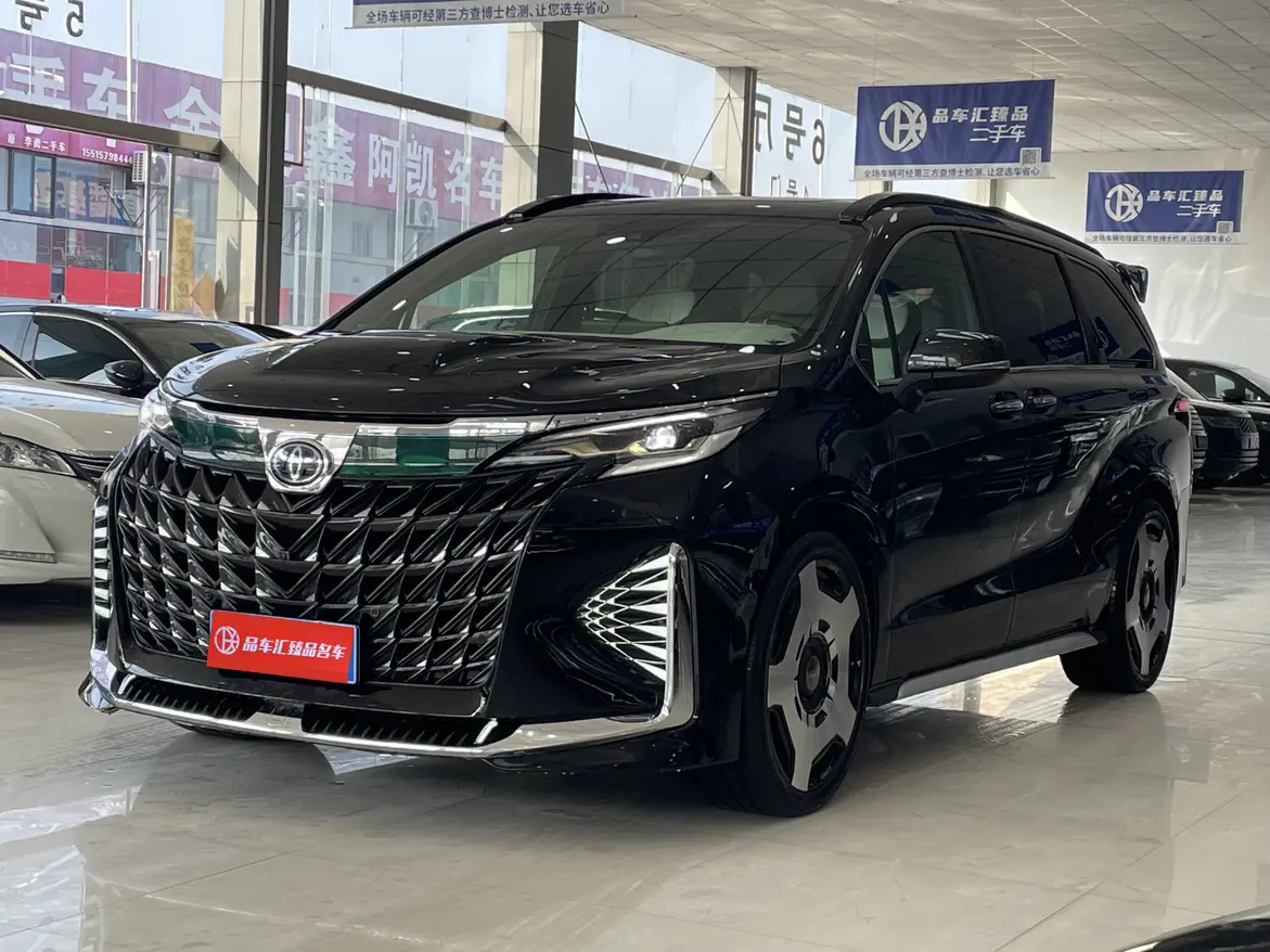 Toyota Granvia  из Китая