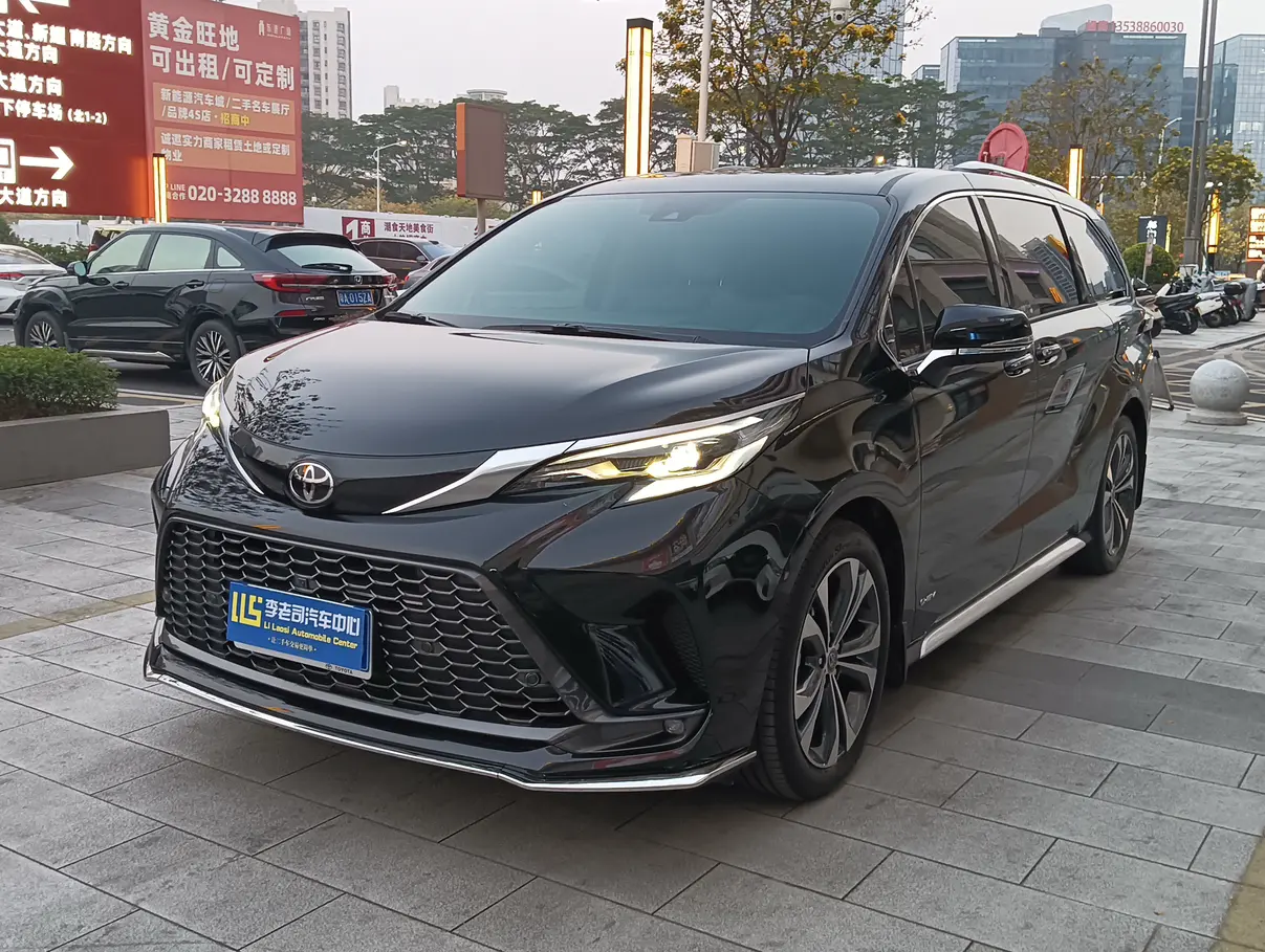 Toyota Granvia  из Китая