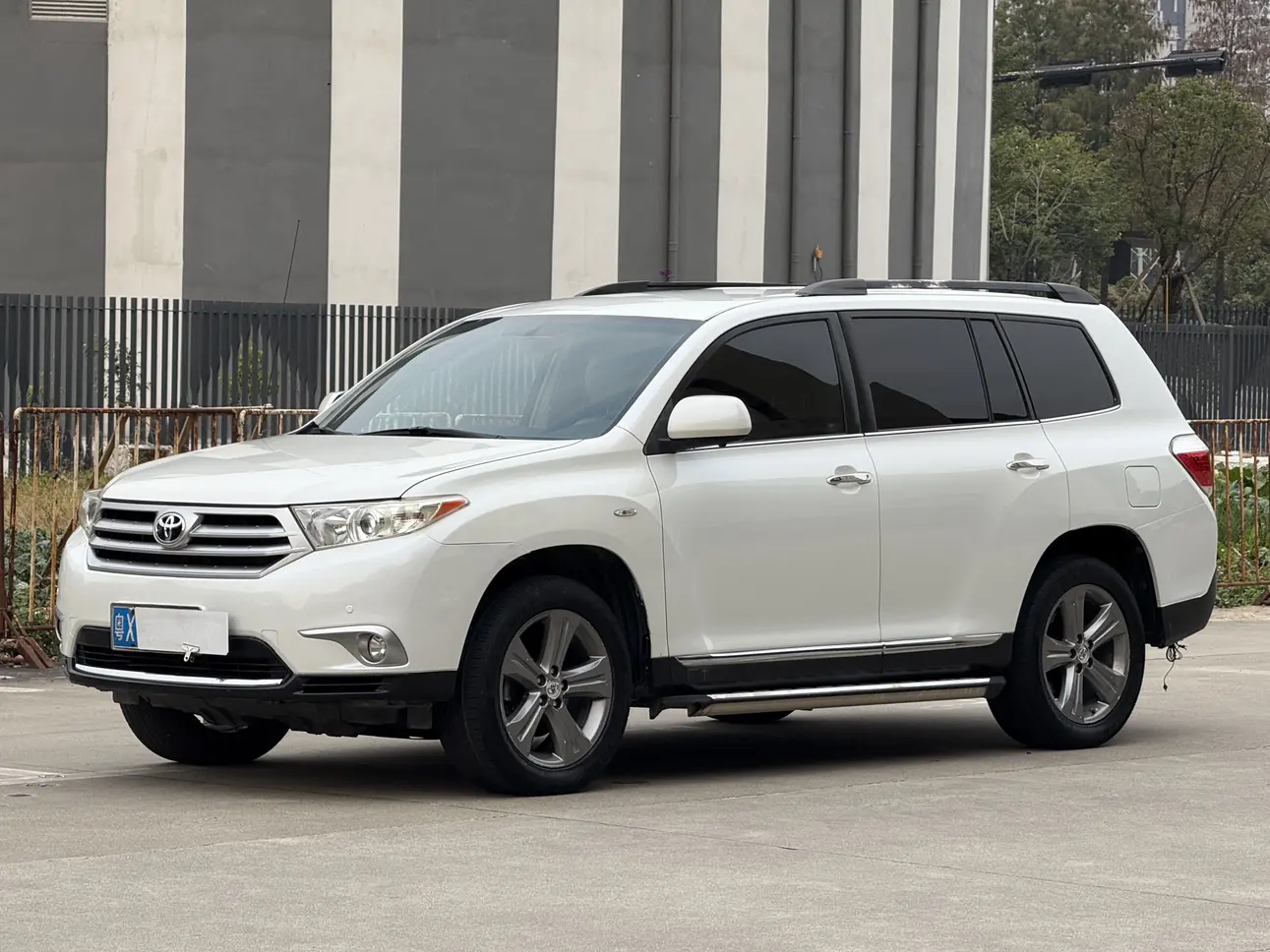 Toyota Highlander  из Китая
