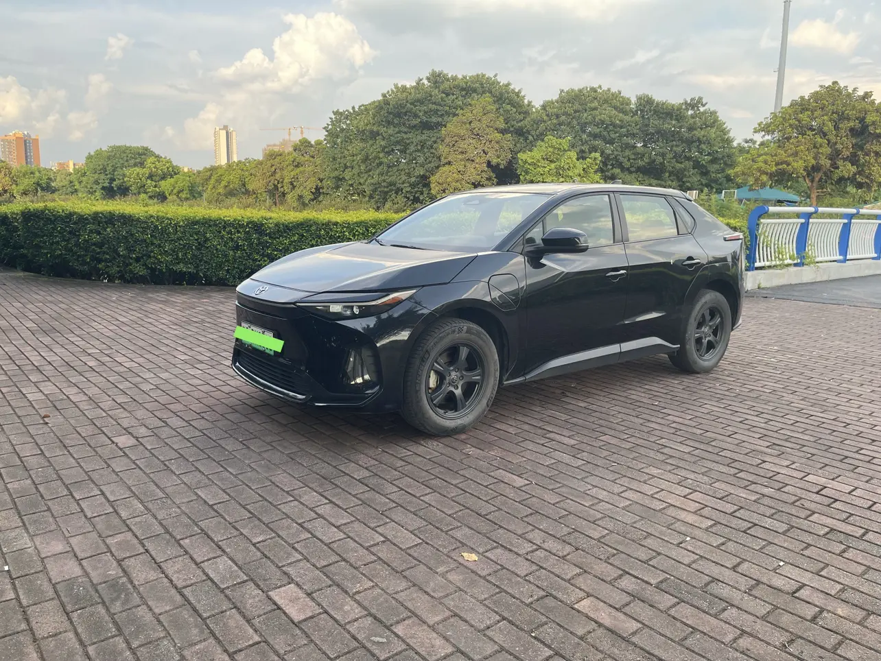 Toyota FAW  bZ4X  из Китая