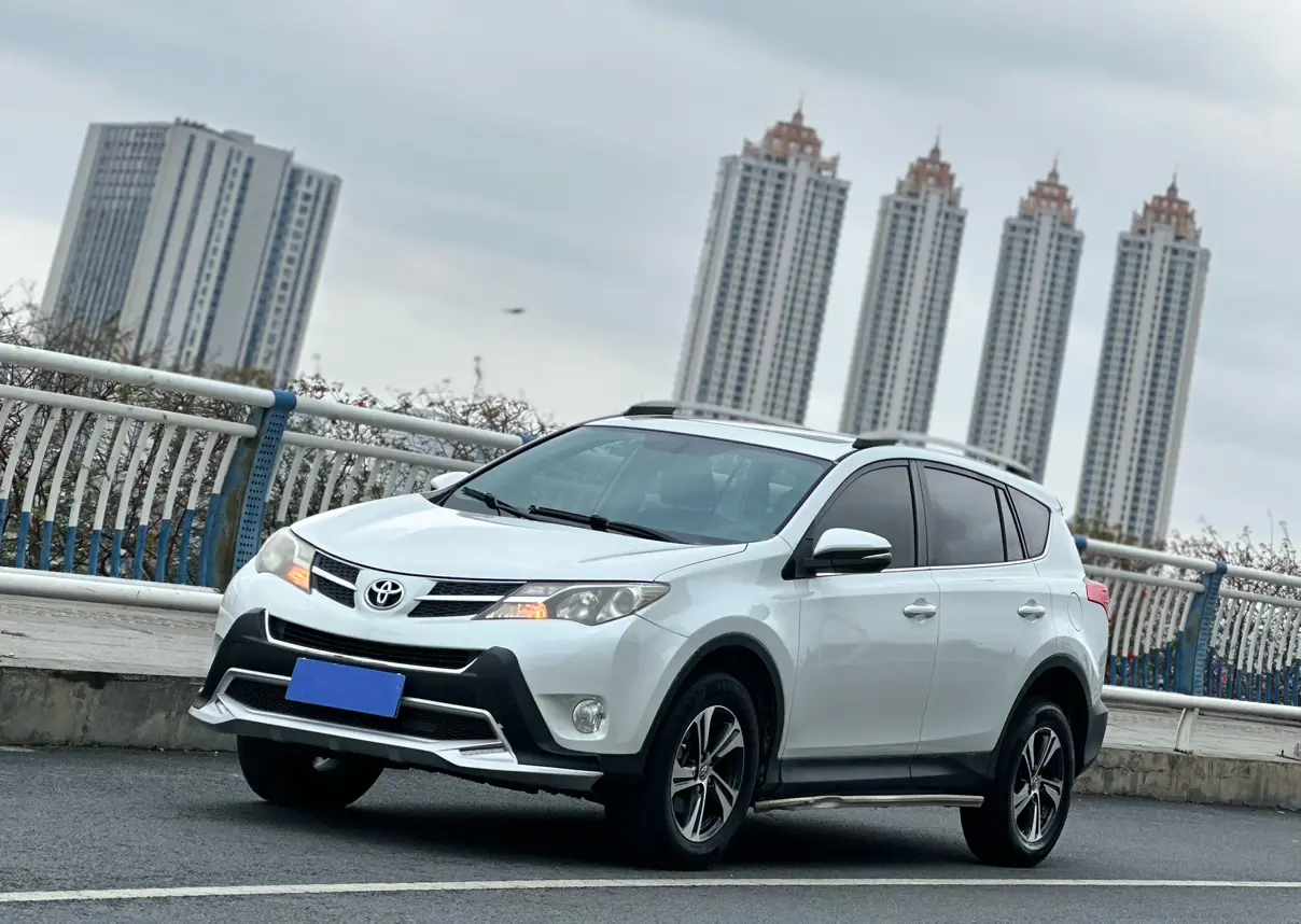 Toyota RAV4  из Китая