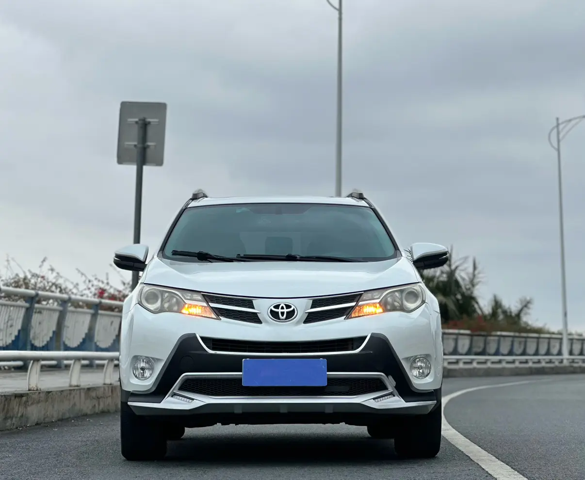 Toyota RAV4  из Китая