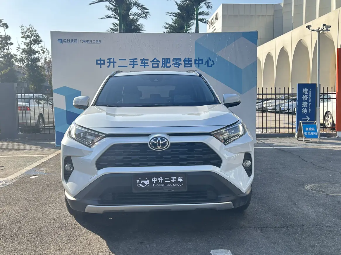 Toyota RAV4  из Китая