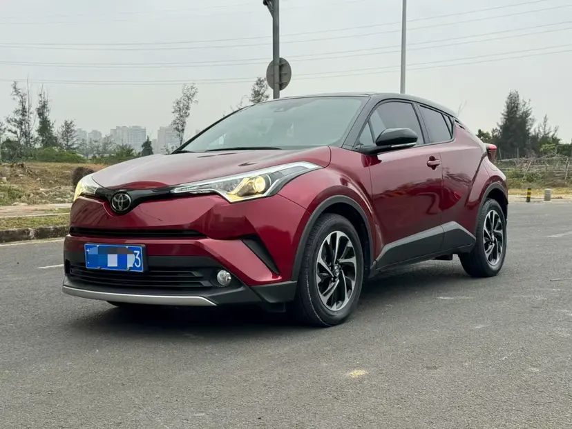 Toyota C-HR Hybrid (Yize IZOA)  из Китая