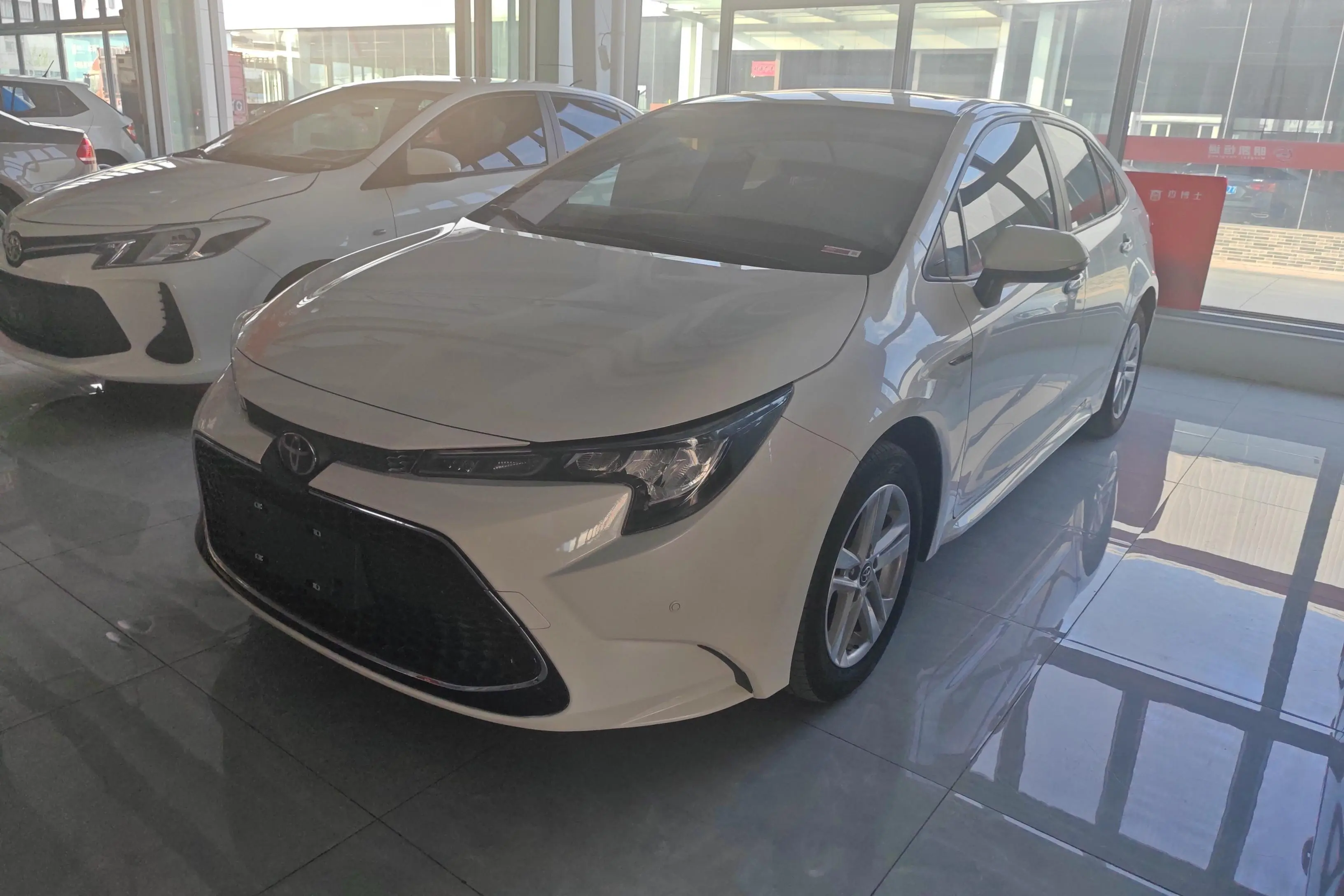 Toyota Levin (Lei Ling)  из Китая