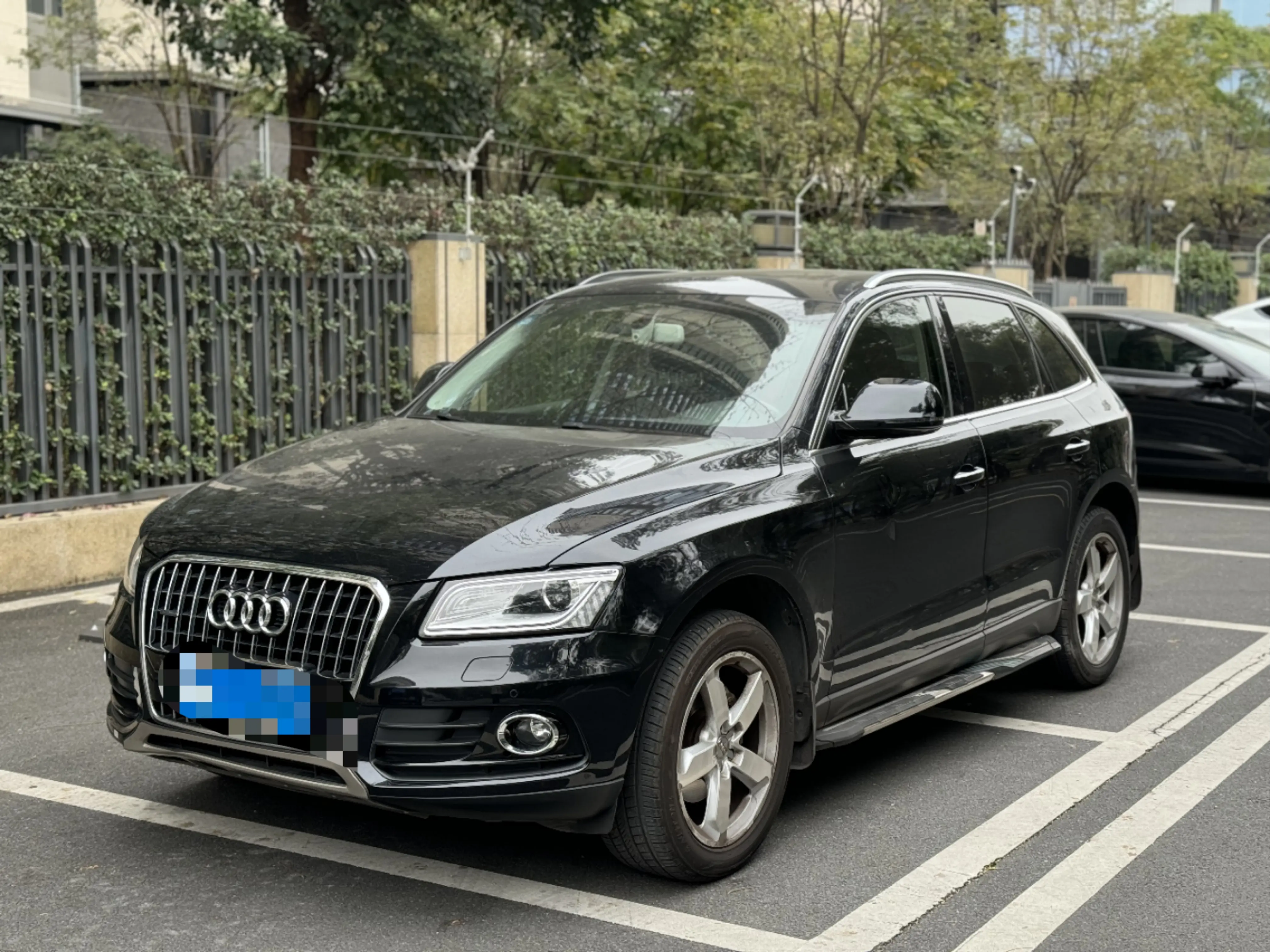 Audi Q5  из Китая