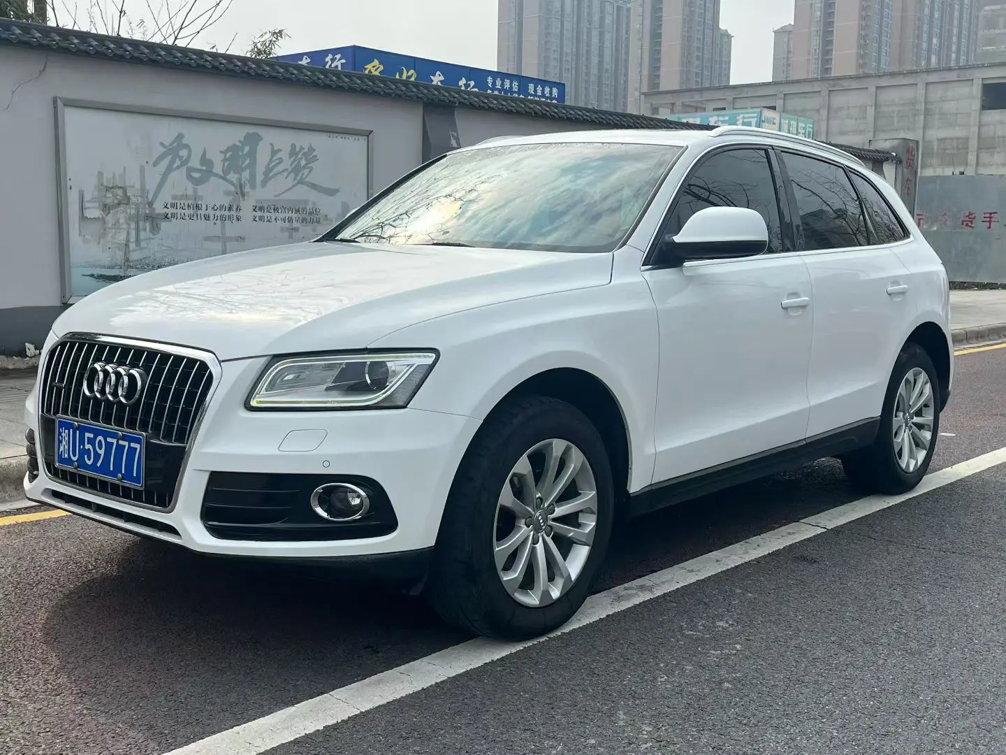 Audi Q5  из Китая