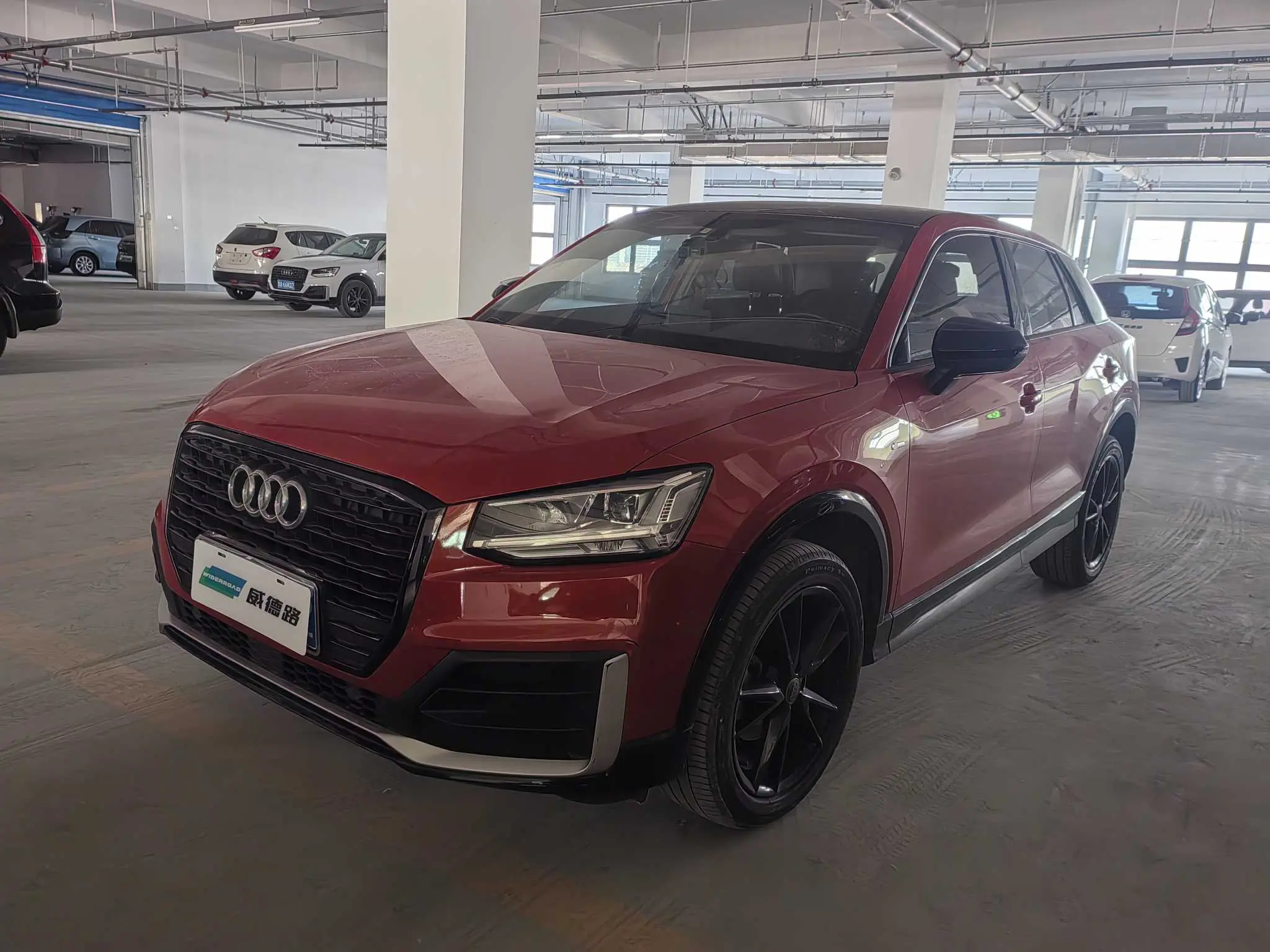 Audi Q2L  из Китая