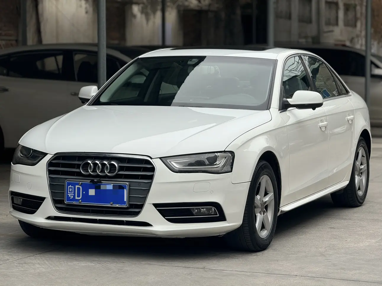 Audi A4L  из Китая