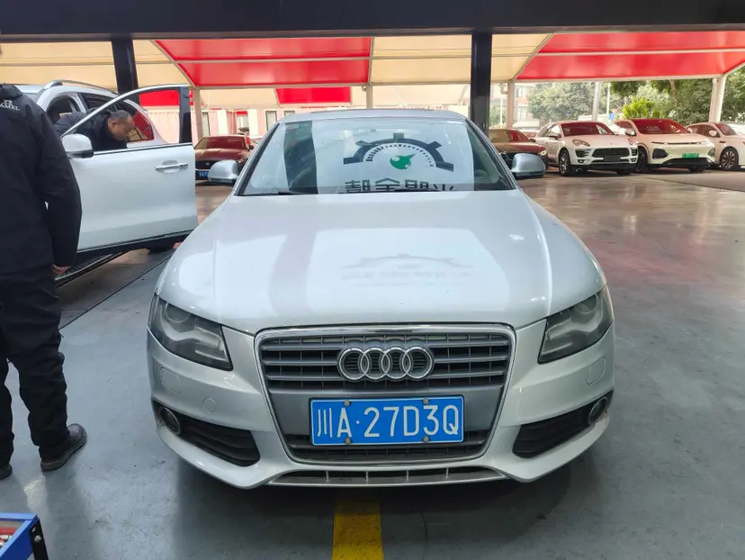 Audi A4L  из Китая