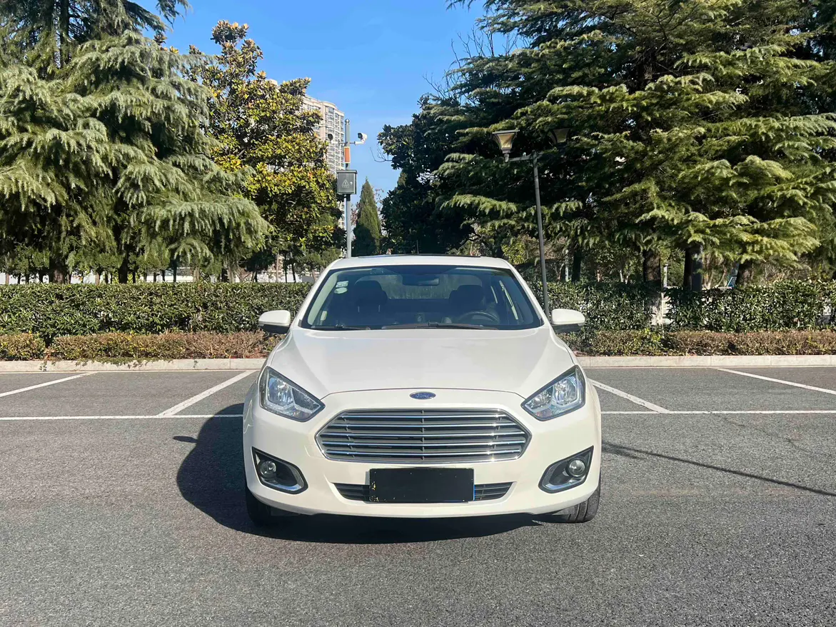 Ford Forrest  из Китая