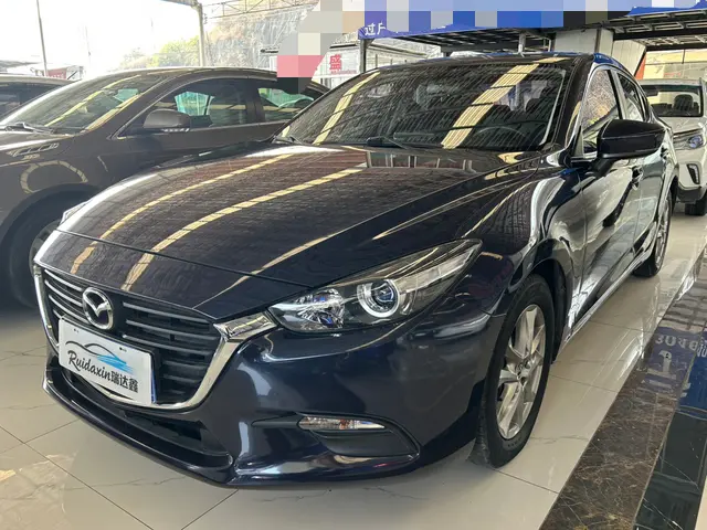 Mazda Axela (Mazda3)  из Китая