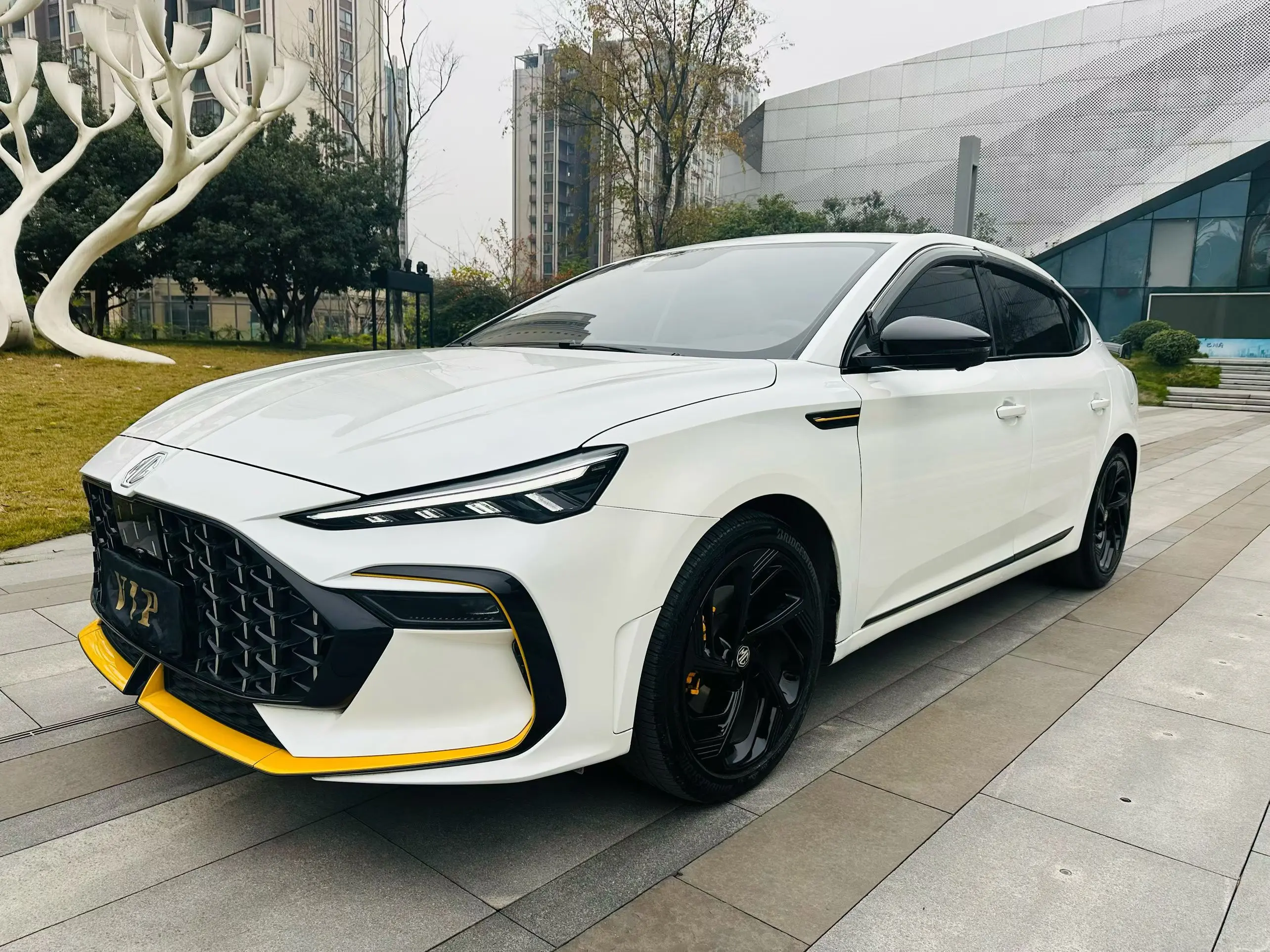 MG 6  из Китая