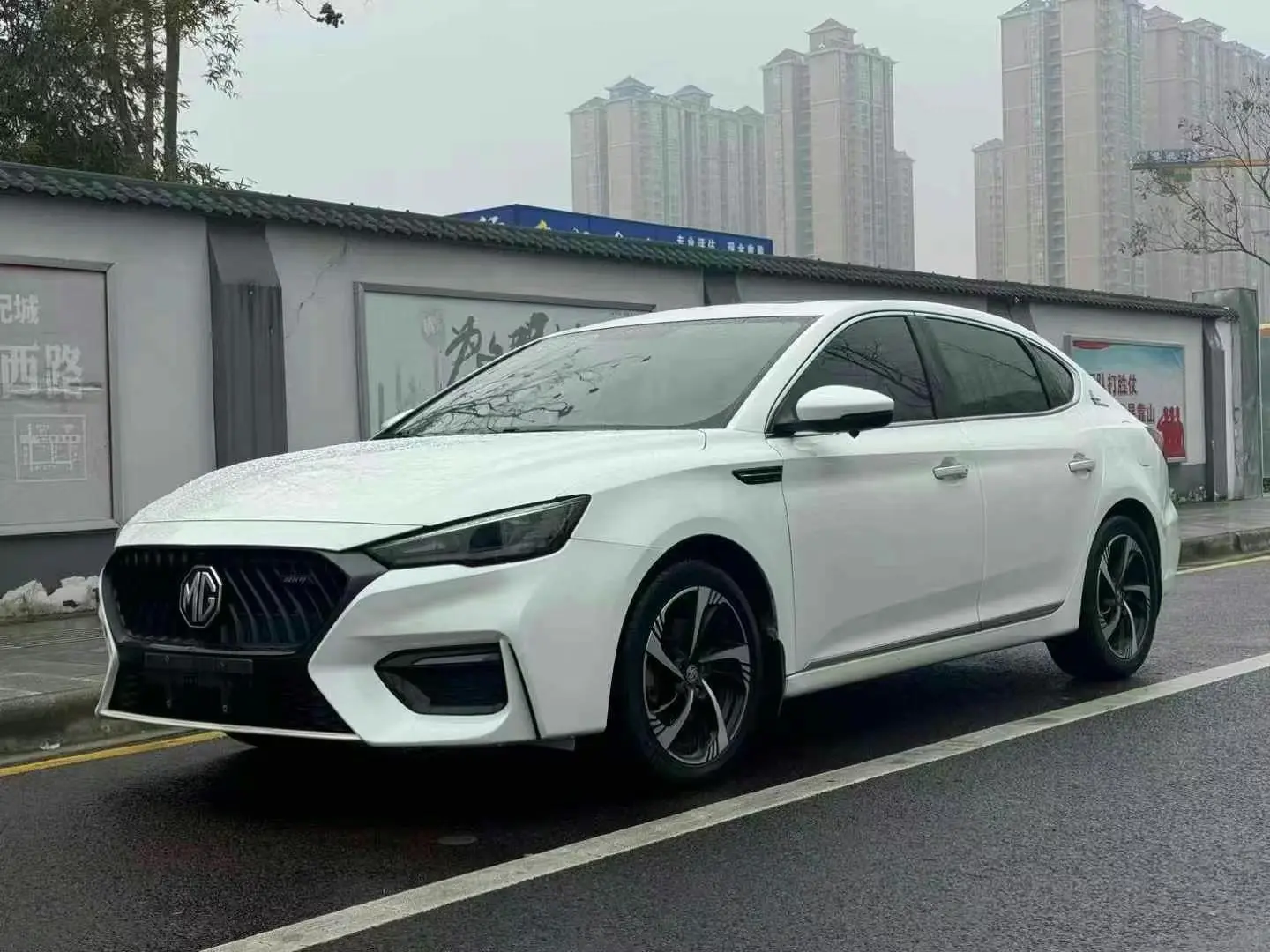 MG 6  из Китая