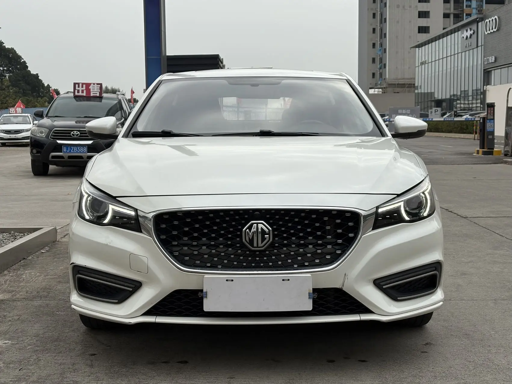 MG 6  из Китая