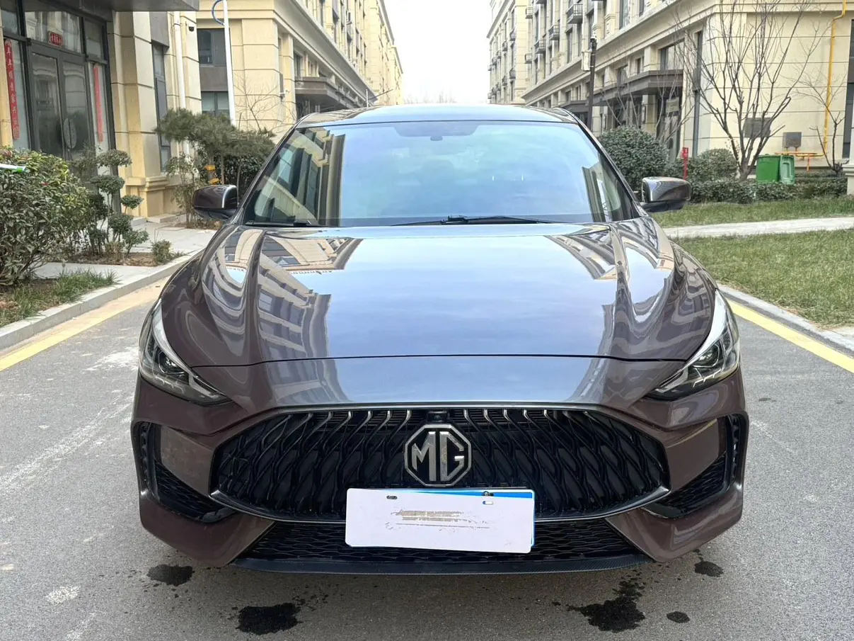 MG 5  из Китая