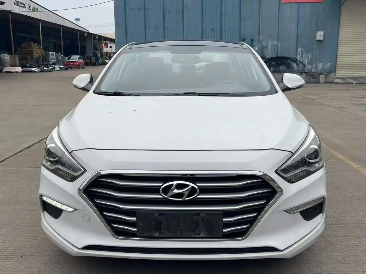 Hyundai Famous pictures  из Китая