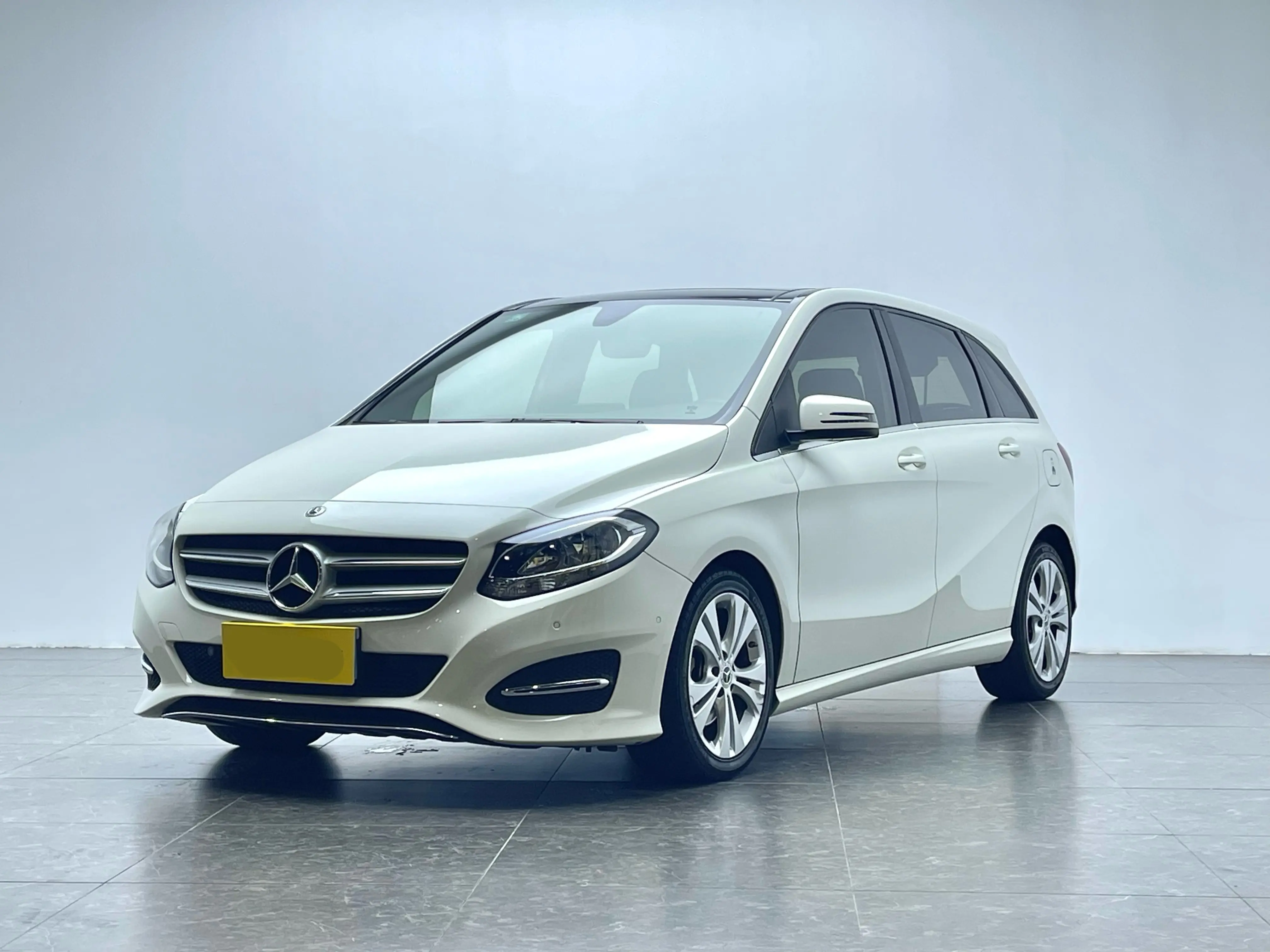 Mercedes-Benz Mercedes Benz B Class  из Китая