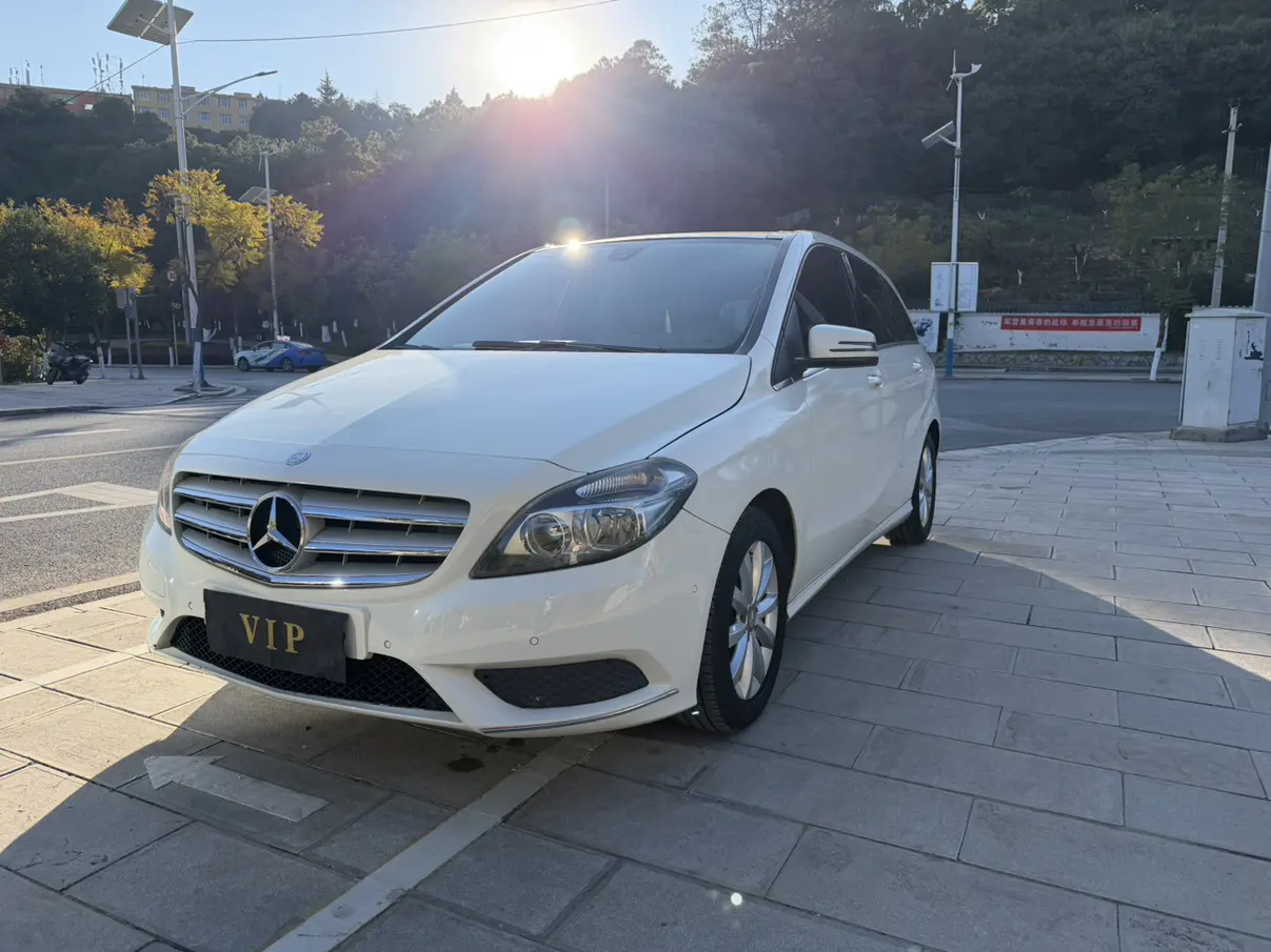 Mercedes-Benz Mercedes Benz B Class  из Китая