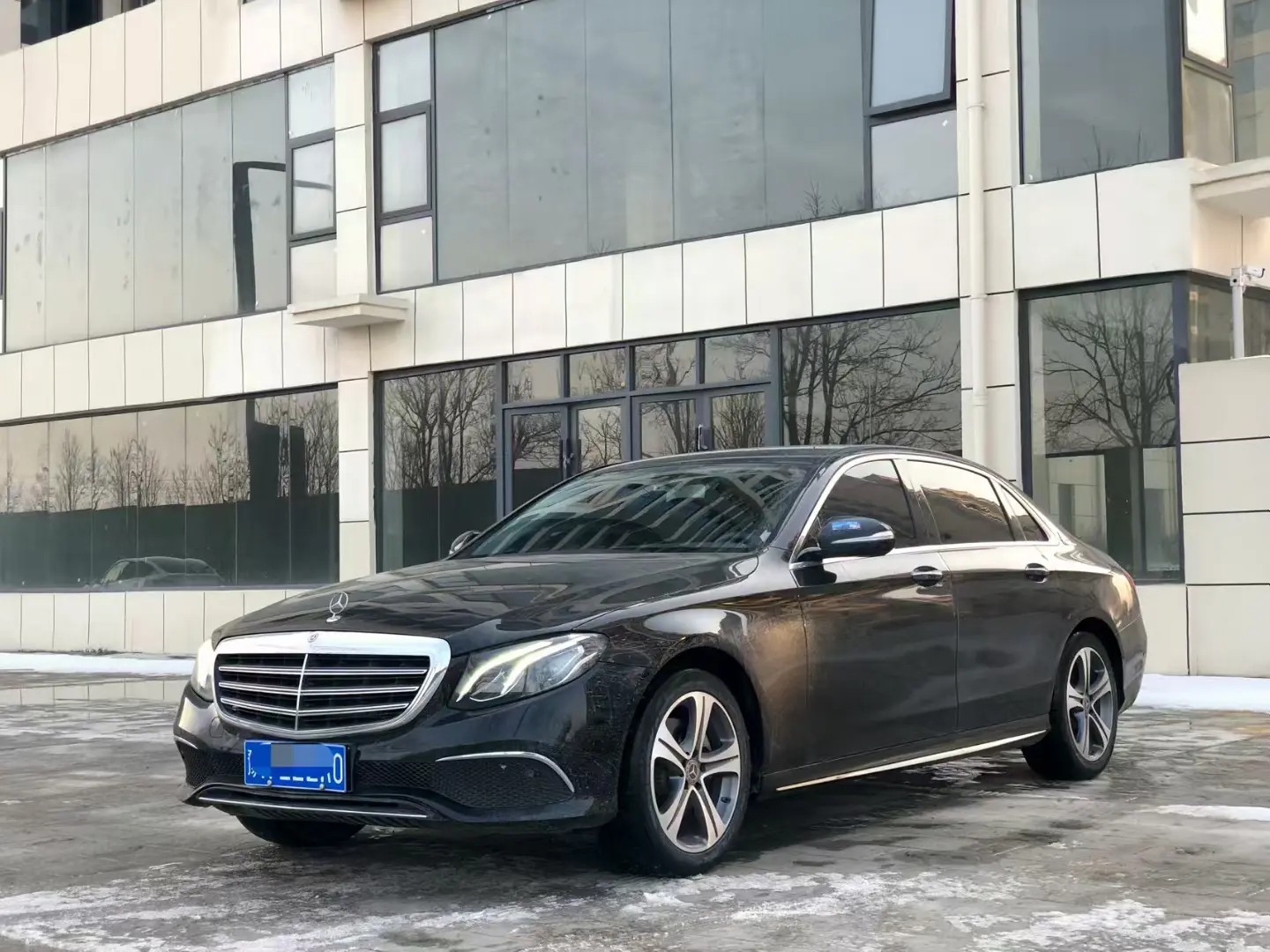 Mercedes-Benz E-Class  из Китая
