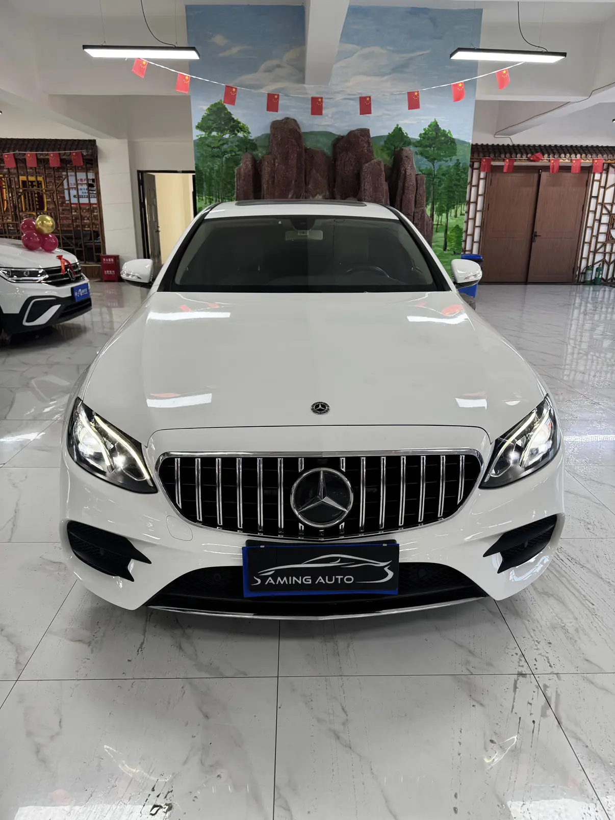 Mercedes-Benz E-Class  из Китая