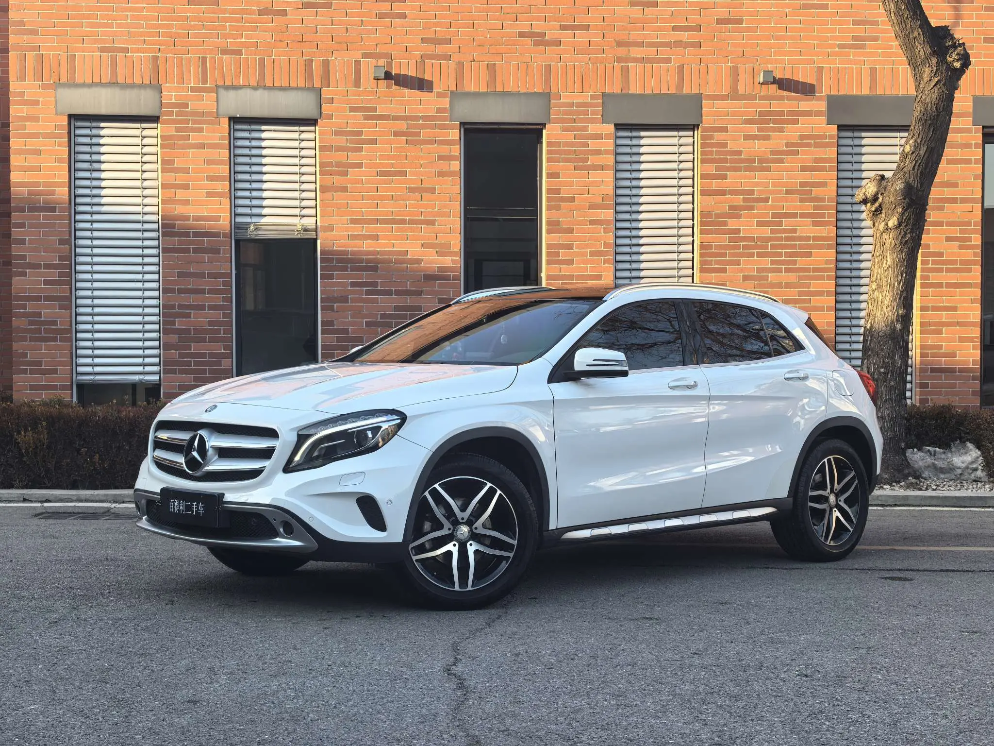 Mercedes-Benz GLA  из Китая