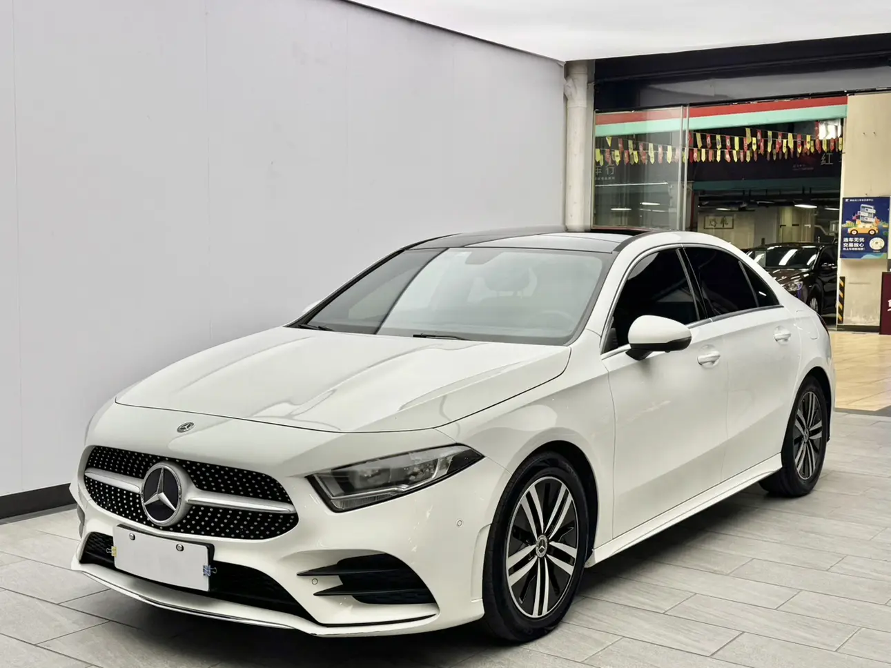 Mercedes-Benz Mercedes Benz A Class  из Китая