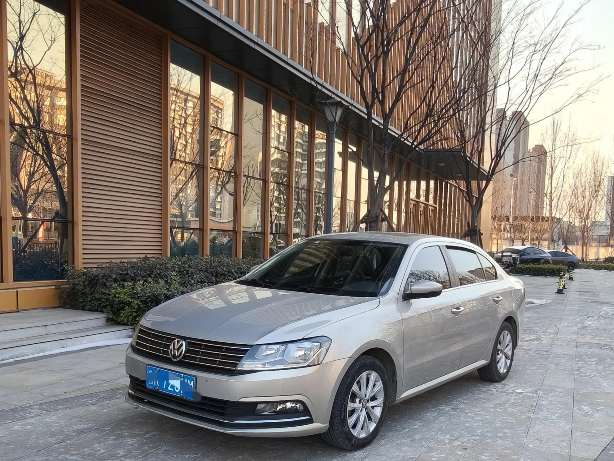 Volkswagen Lavida  из Китая