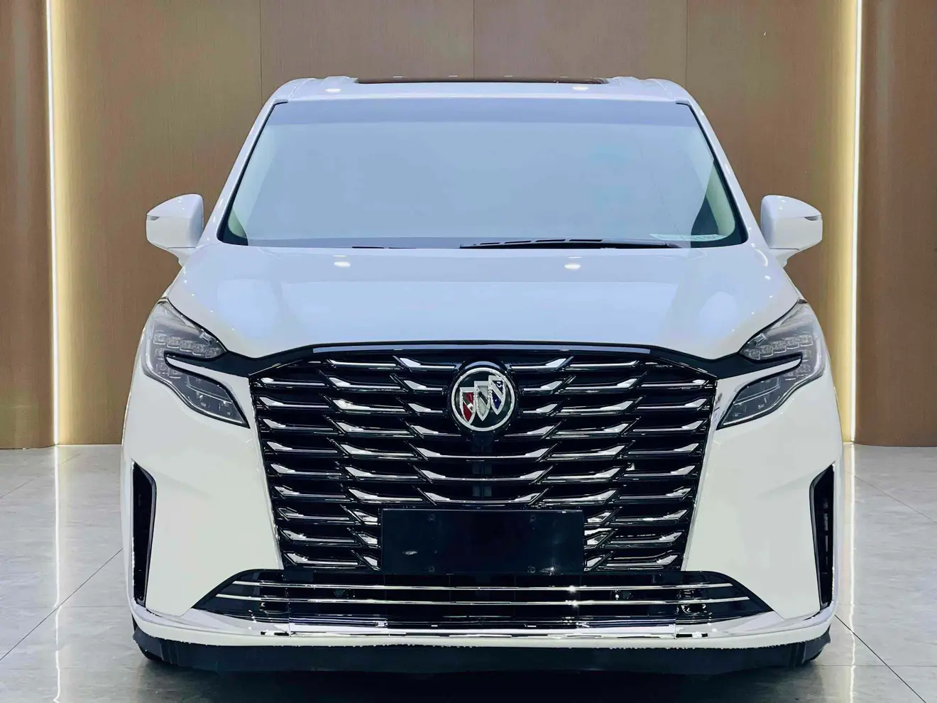 Buick GL8  из Китая